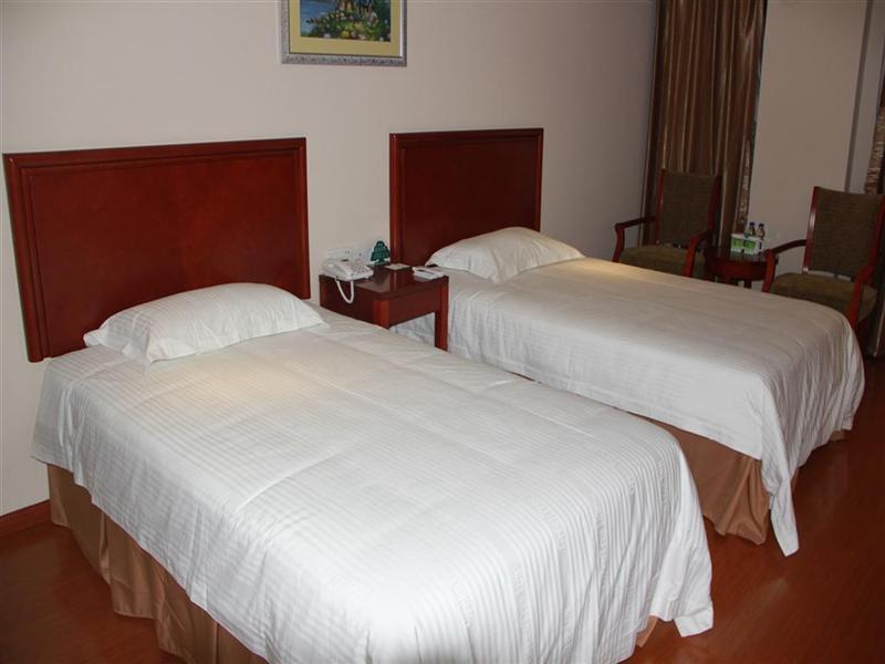 Greentree Inn Zhejiang Jiaxing Zhongan Business Hotel Стая снимка